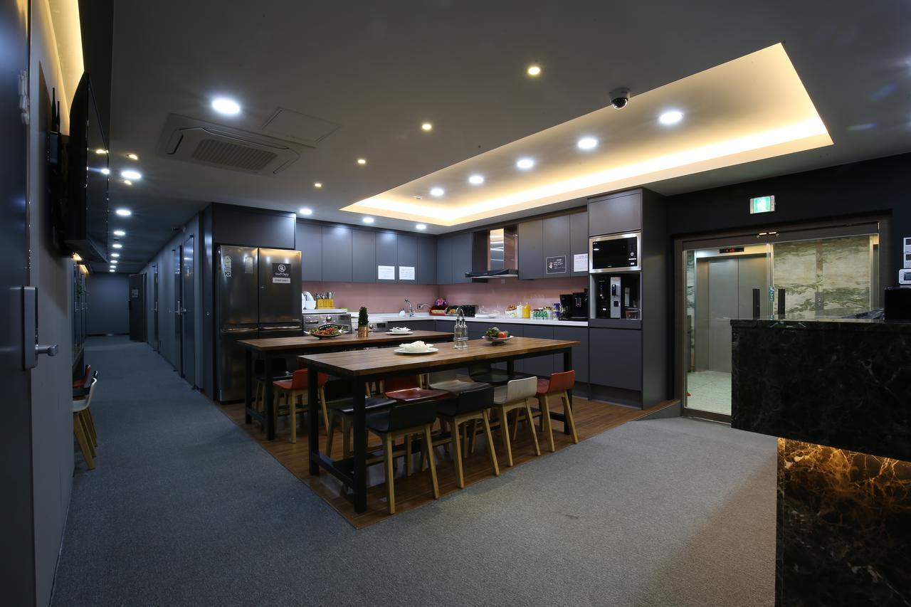 Philstay Myeongdong Seúl Exterior foto