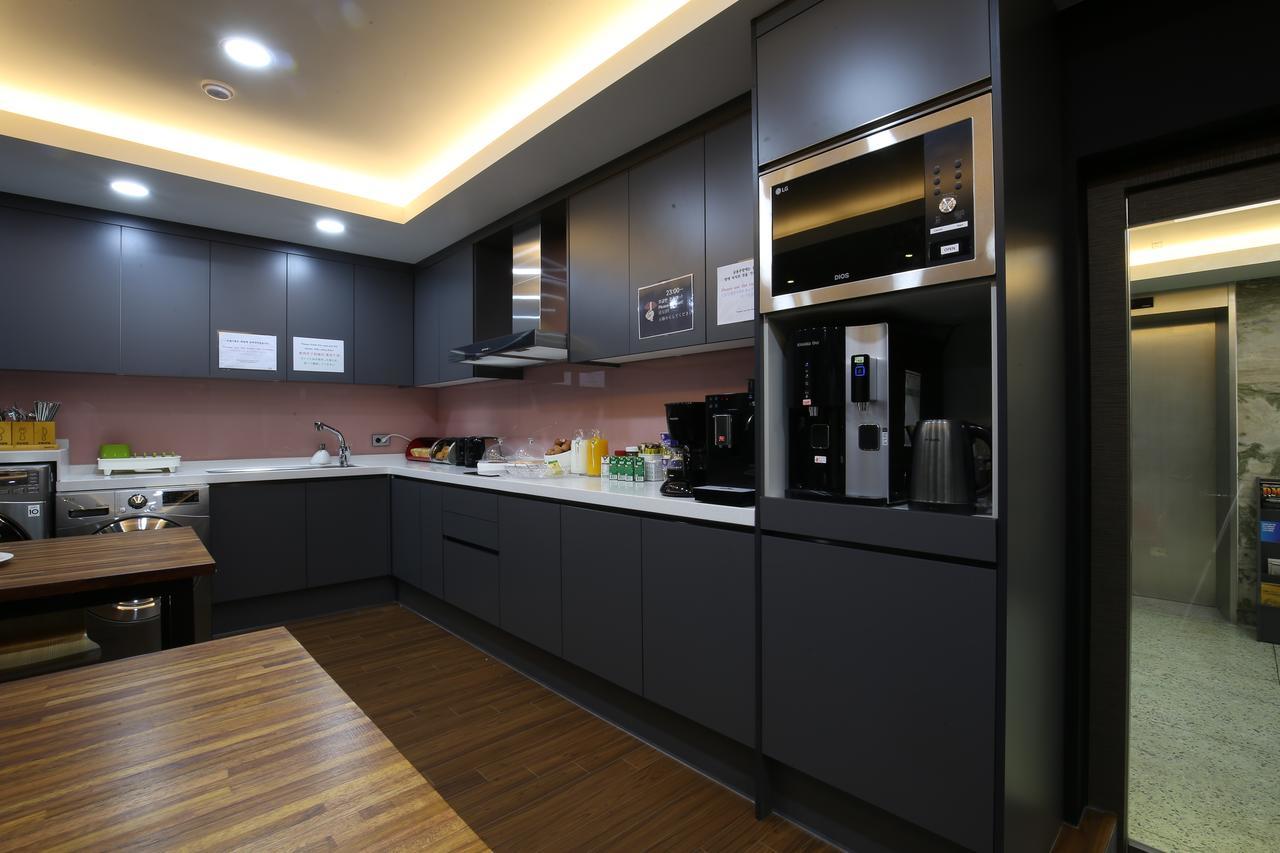 Philstay Myeongdong Seúl Exterior foto